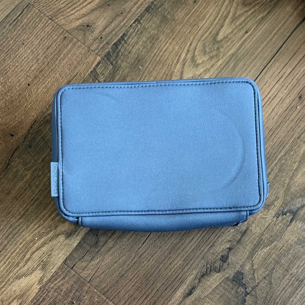 Dagne Dover Classic Blue Organizer